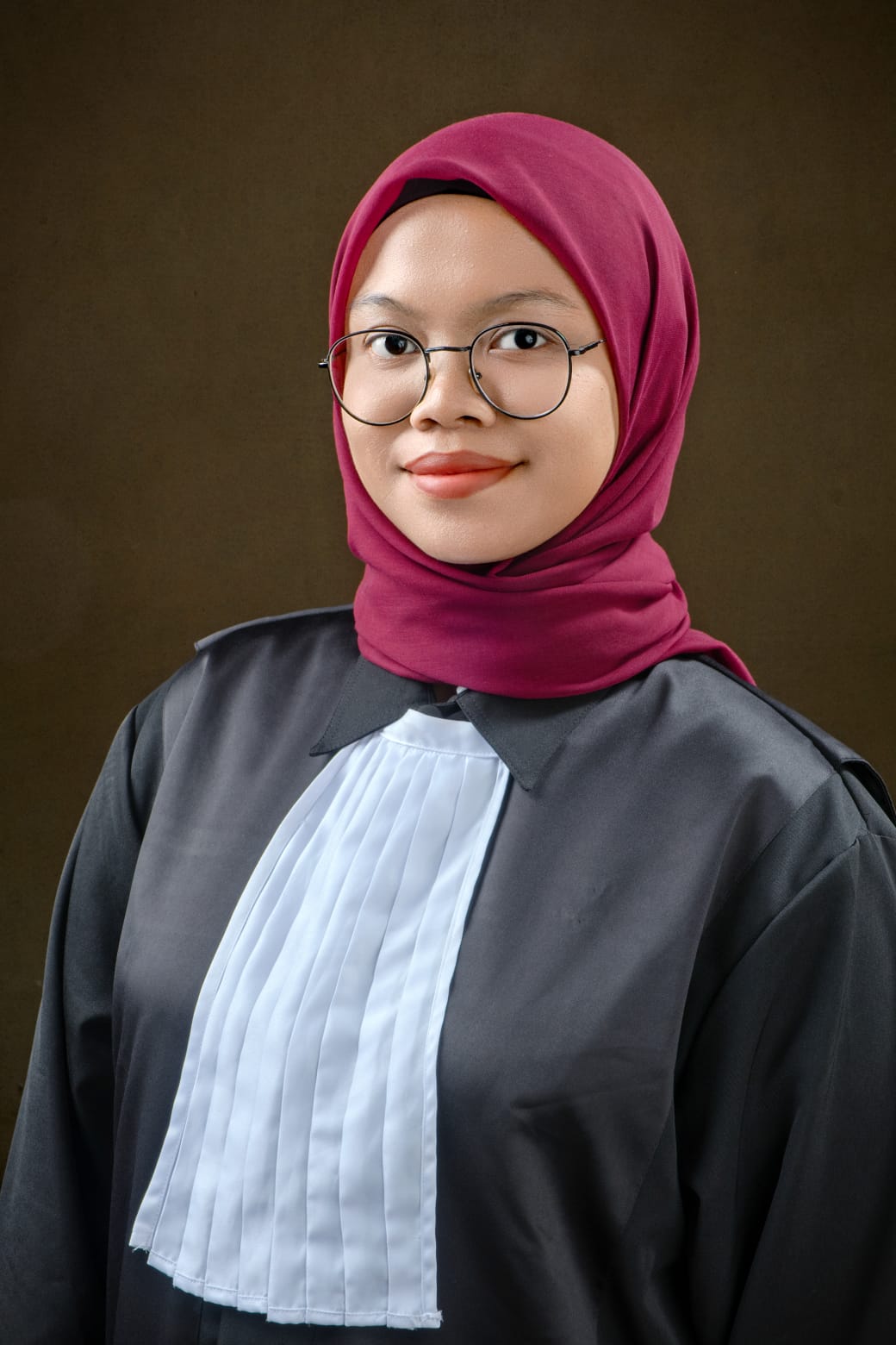Dewi Santika - Associate
